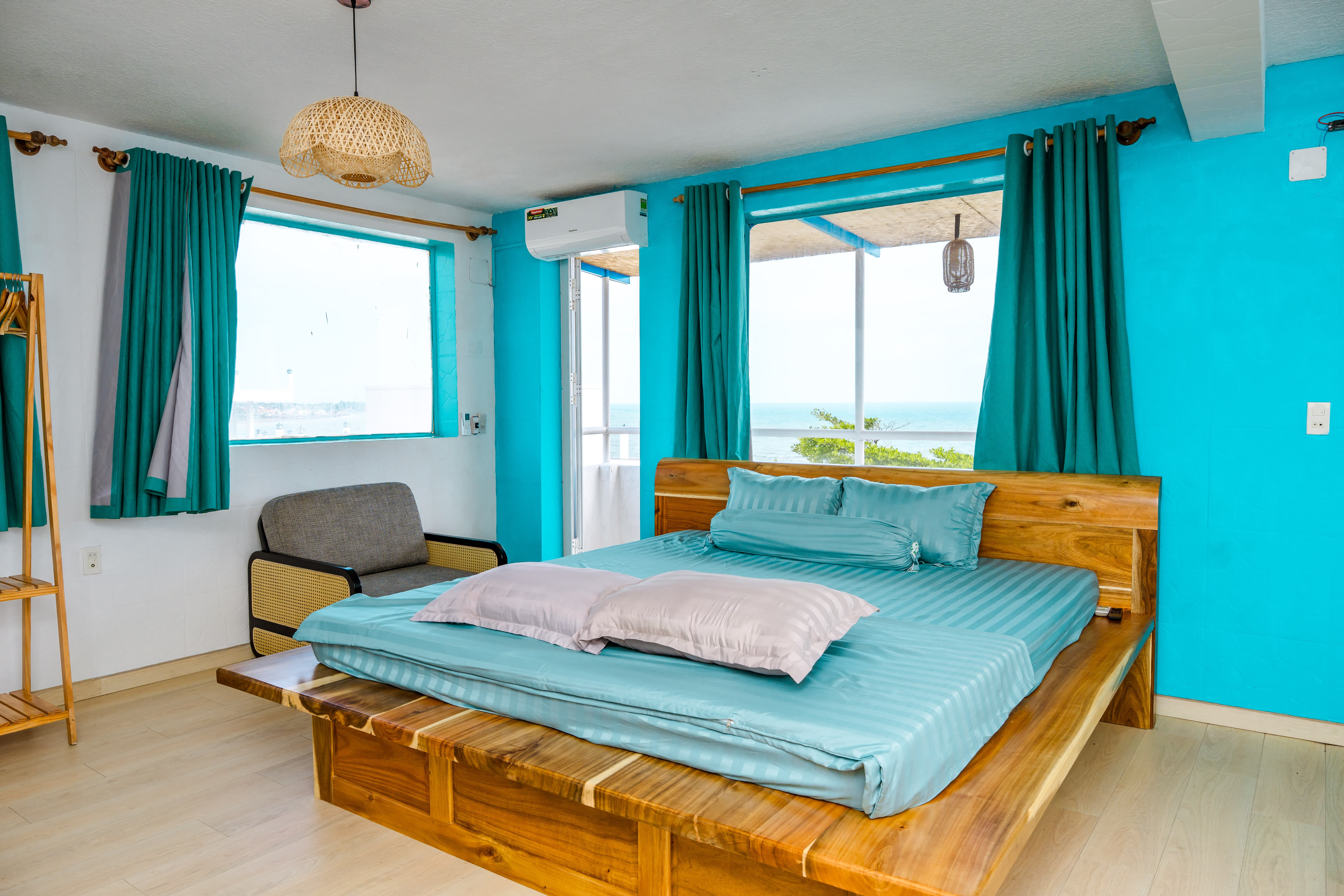Phòng 1 giường view biển